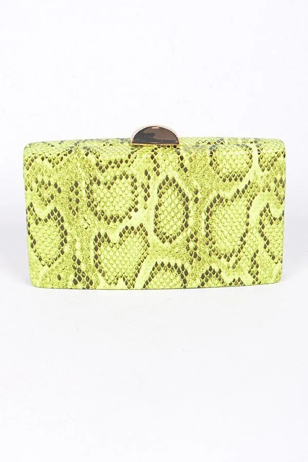 081424 Faux Reptile Skin Clutch With Chain Details
